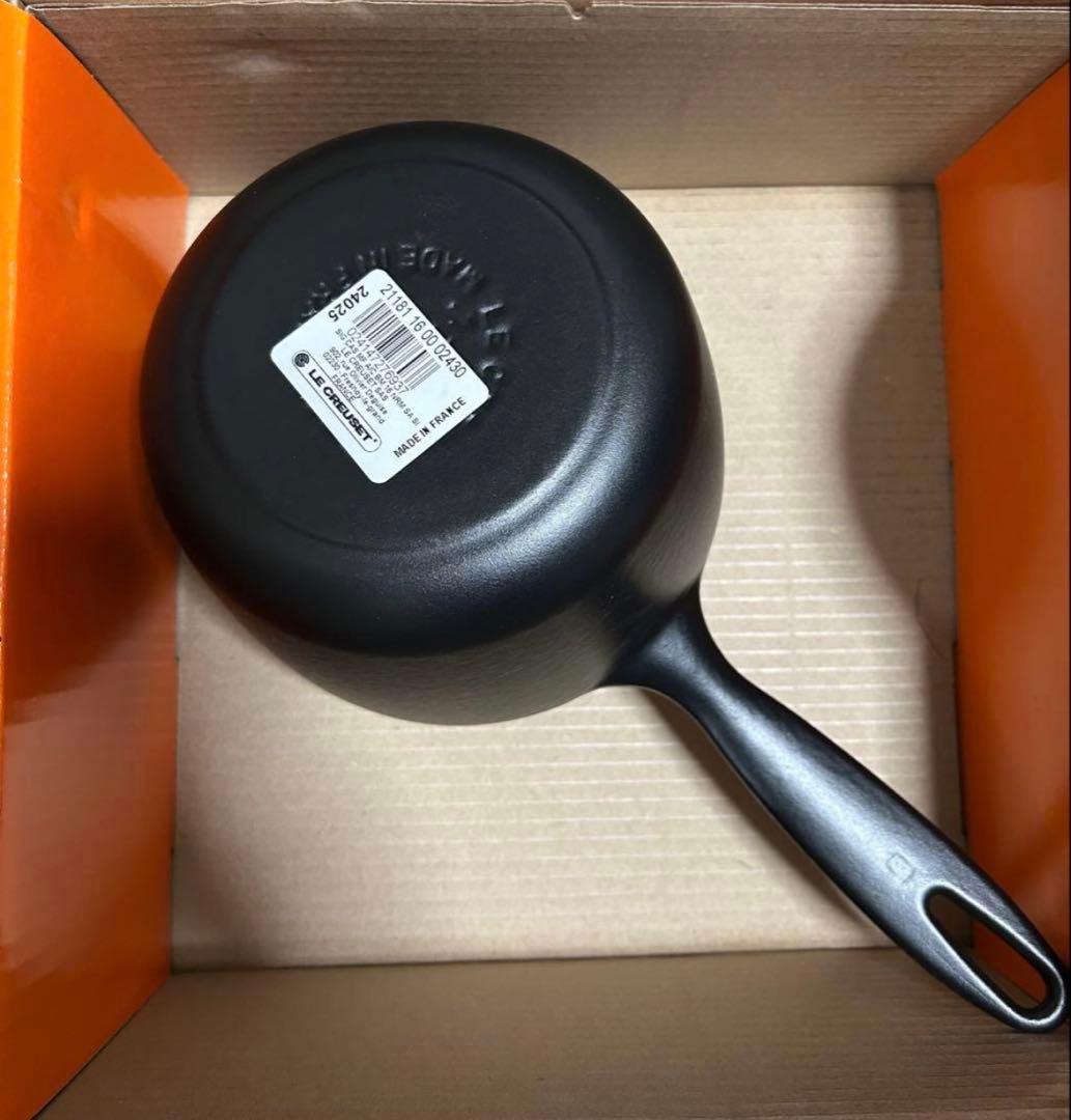 【レア】ルクルーゼ シグニチャーソースパン 16cm マットブラック　黒　片手鍋