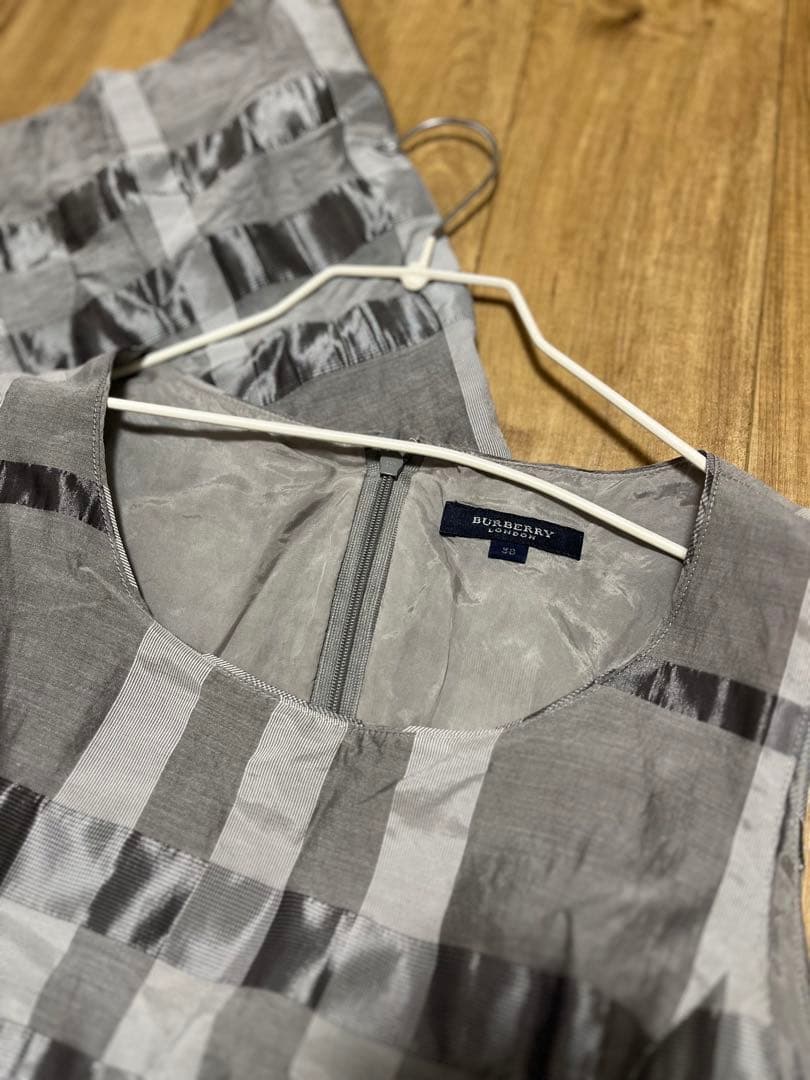 【美品】BURBERRY ワンピース