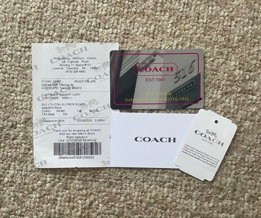 【未使用】COACH ブラック 二つ折り財布