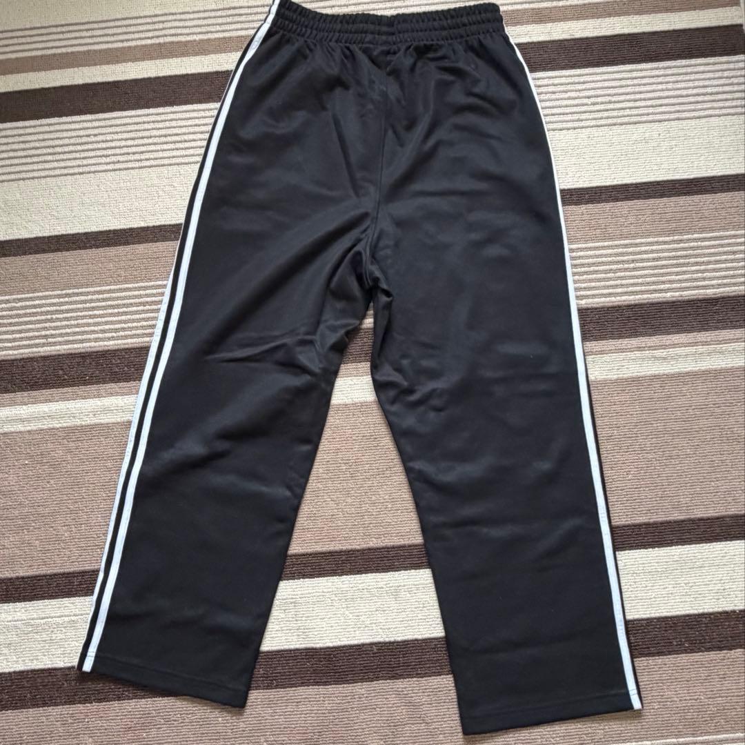 adidas トラックパンツ