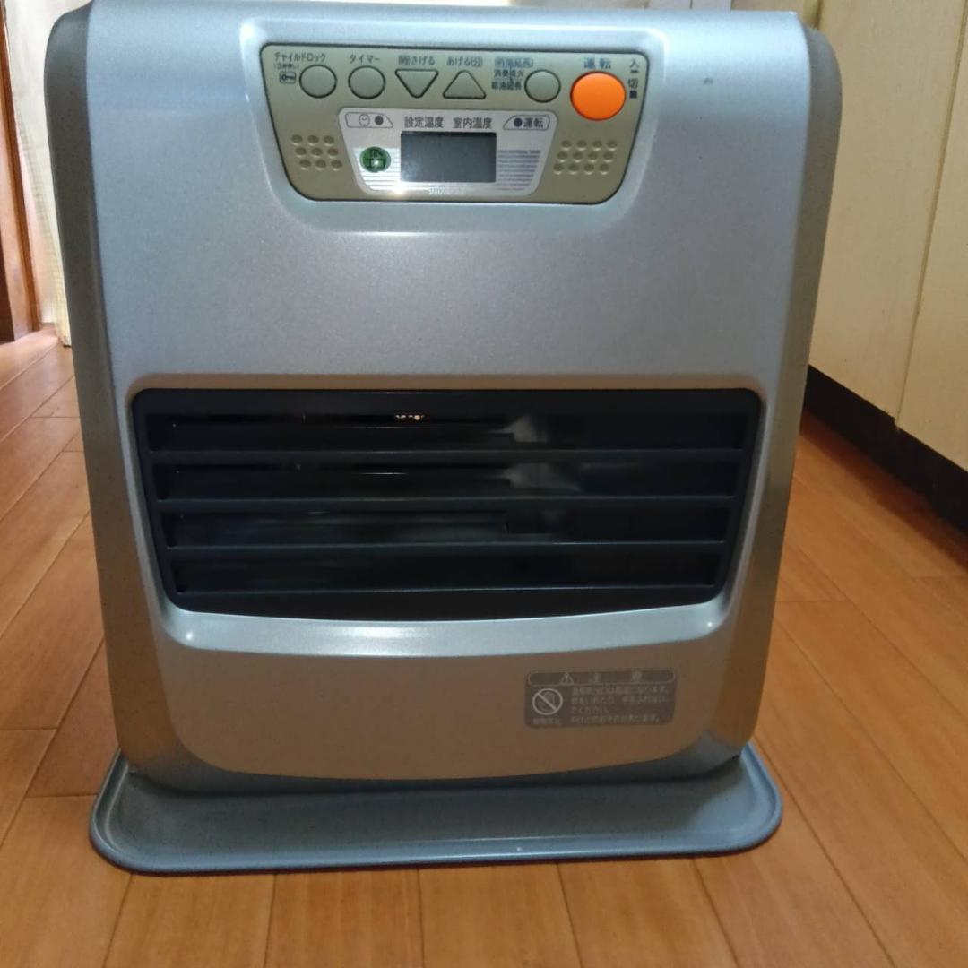 ⭐️匿名発送⭐️動作確認済⭐️トヨトミ 石油ファンヒーター ストーブ