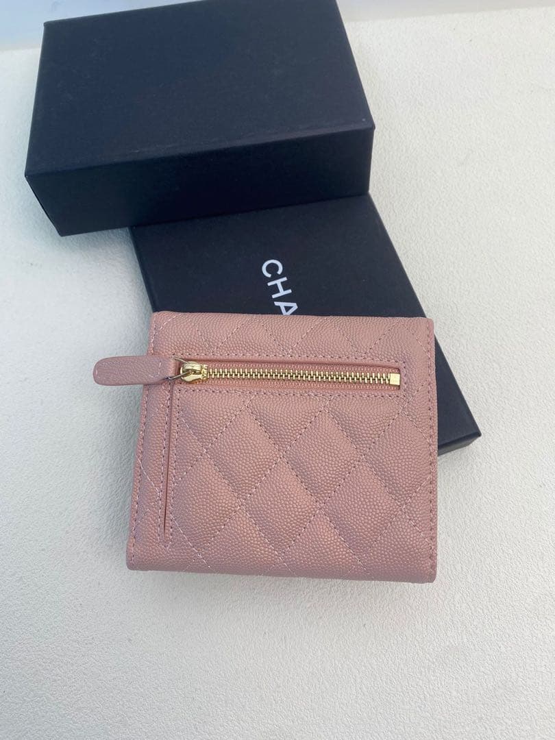 CHANEL ピンク キルティング 三つ折り財布