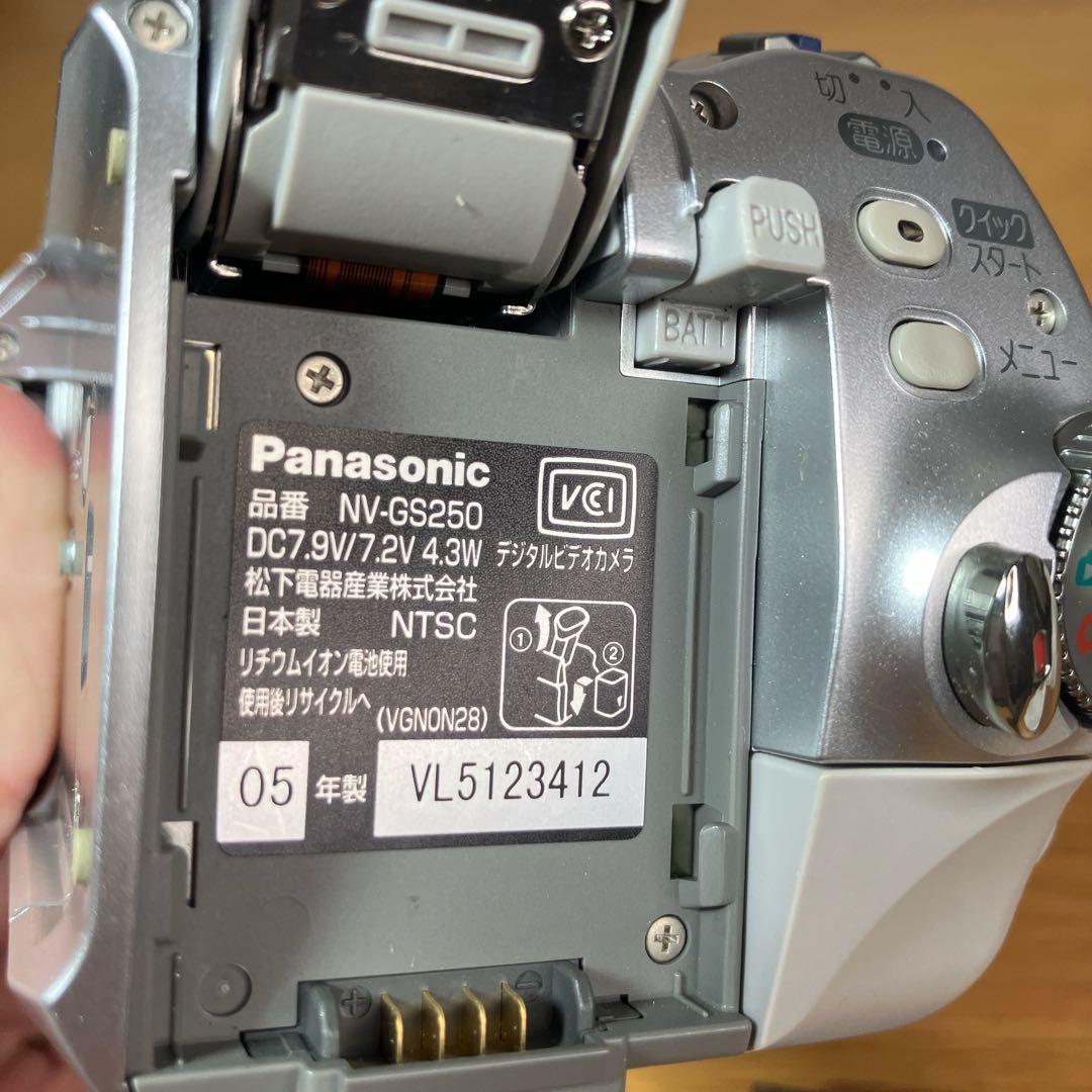 動作品】Panasonic NV-GS250 3CCD MiniDV ビデオカメ