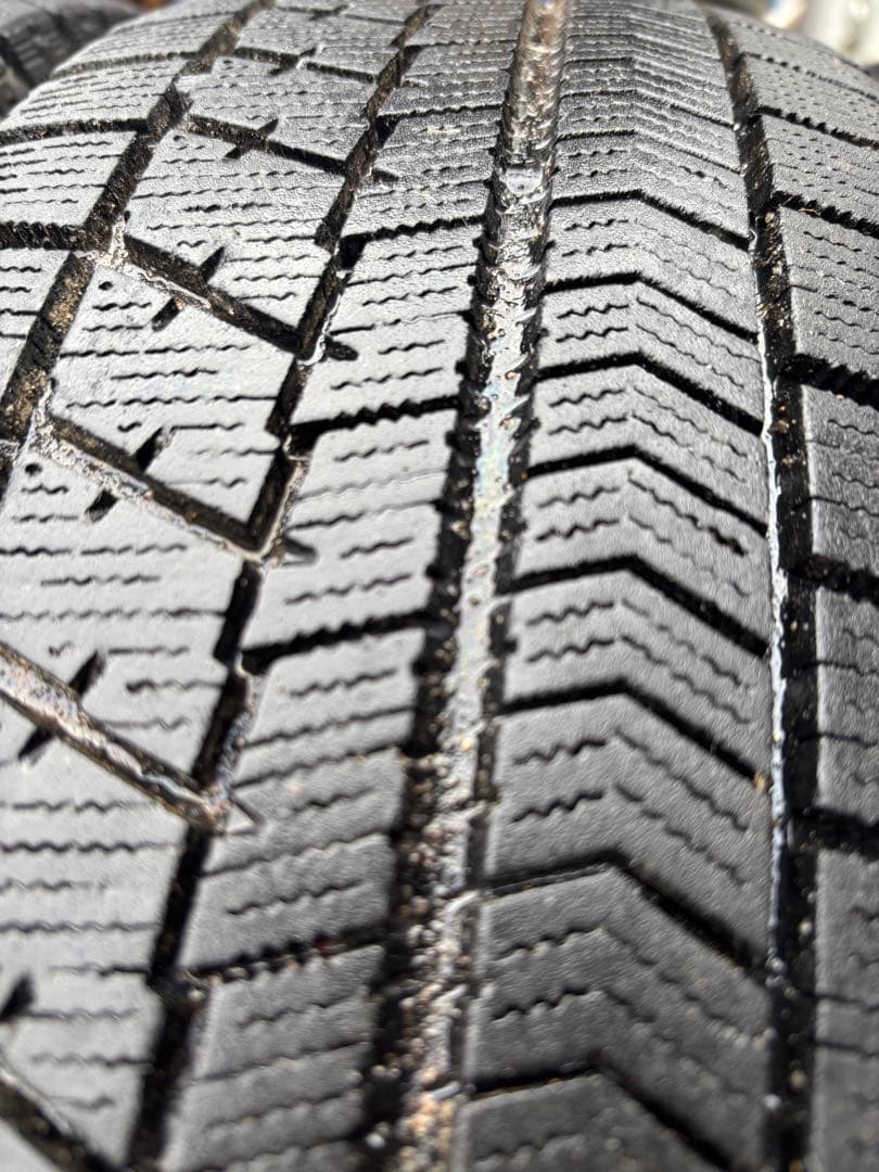 【17年製】VRX 175/65R15 ホイール付スタッドレス4本