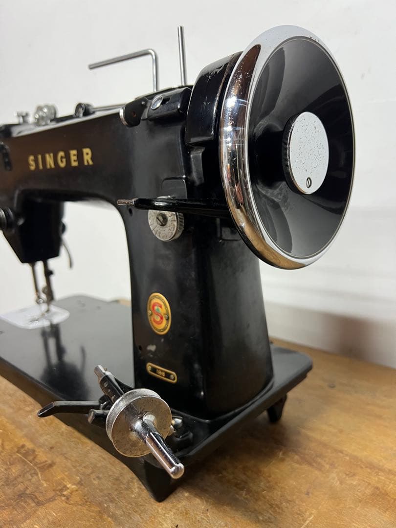 SINGER 188 工業用ミシン 本体 黒金 シンガー アンティーク