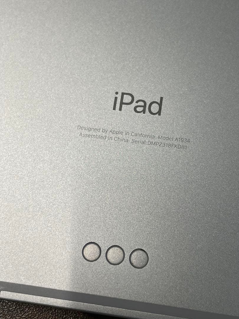iPad Pro 11 2018年モデル シルバー ジャンク品