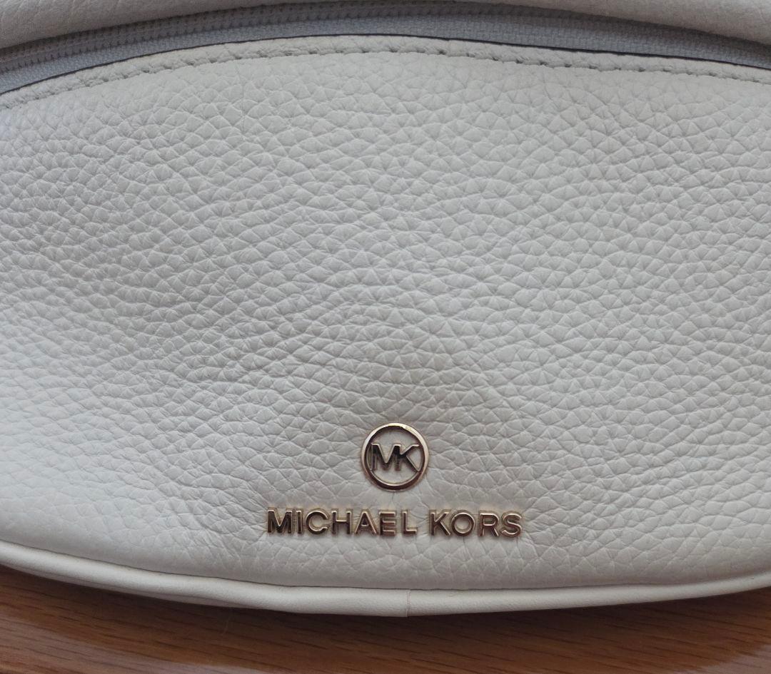 MICHAEL KORS ホワイト ボディバッグ