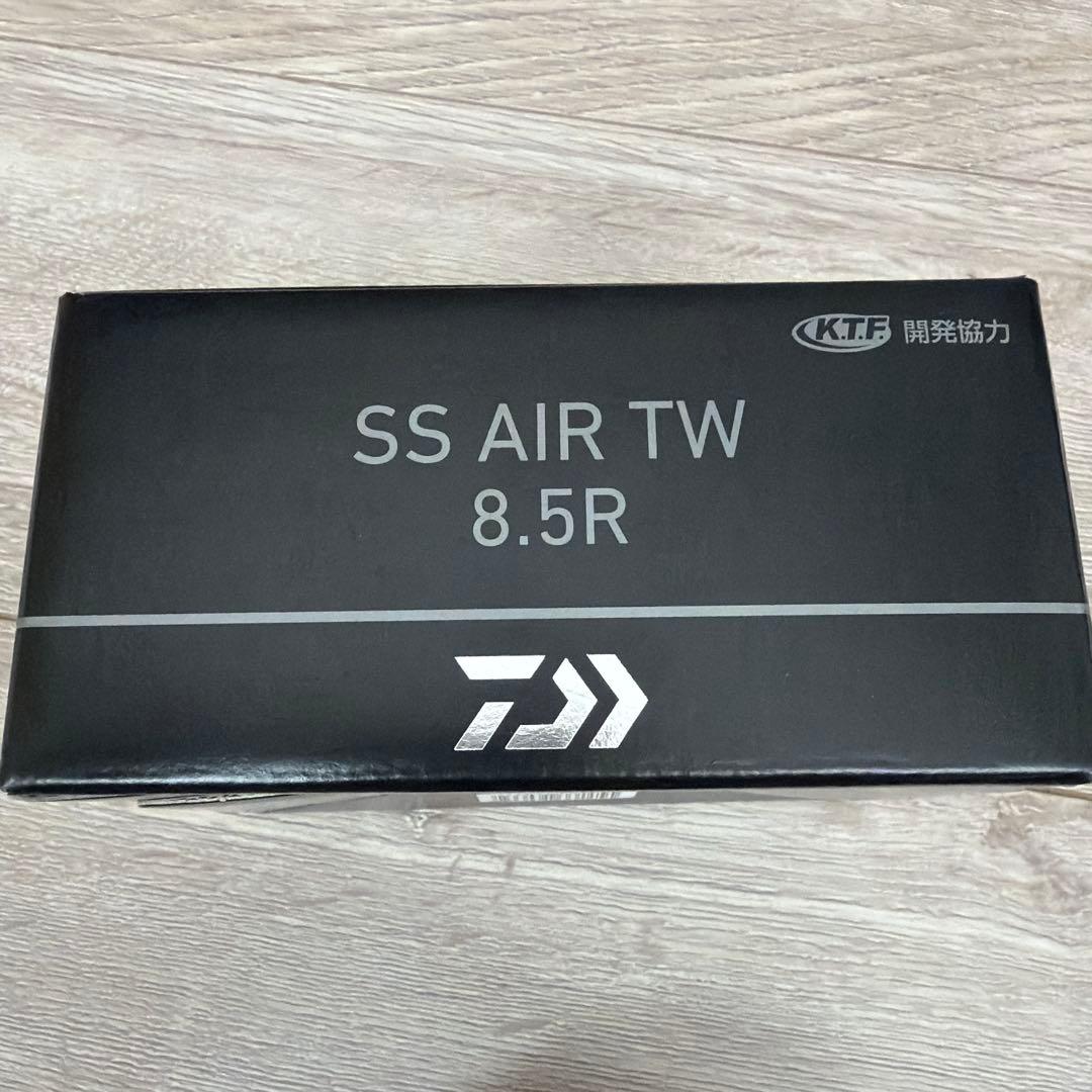 23SS AIR TW 8.5R ベイトリール 箱付き