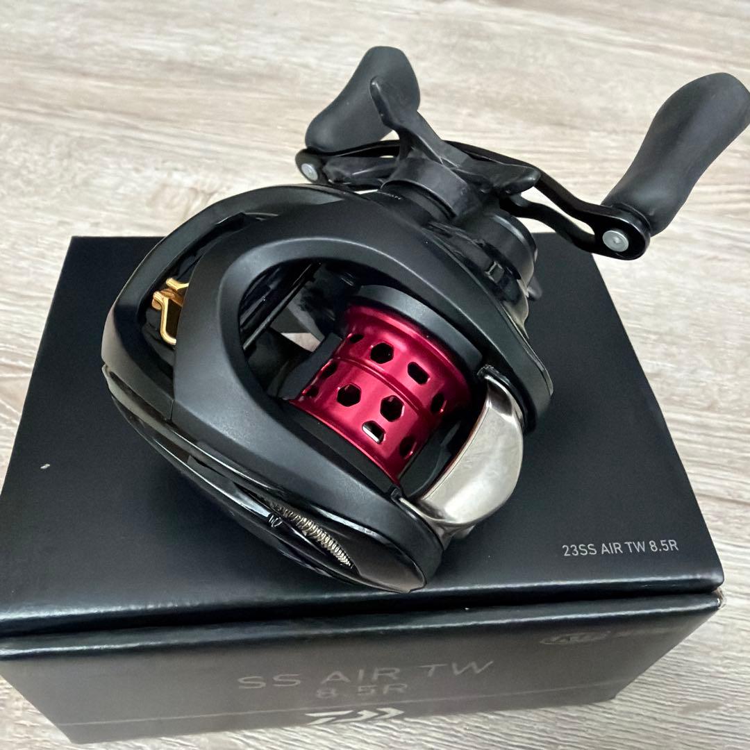 23SS AIR TW 8.5R ベイトリール 箱付き