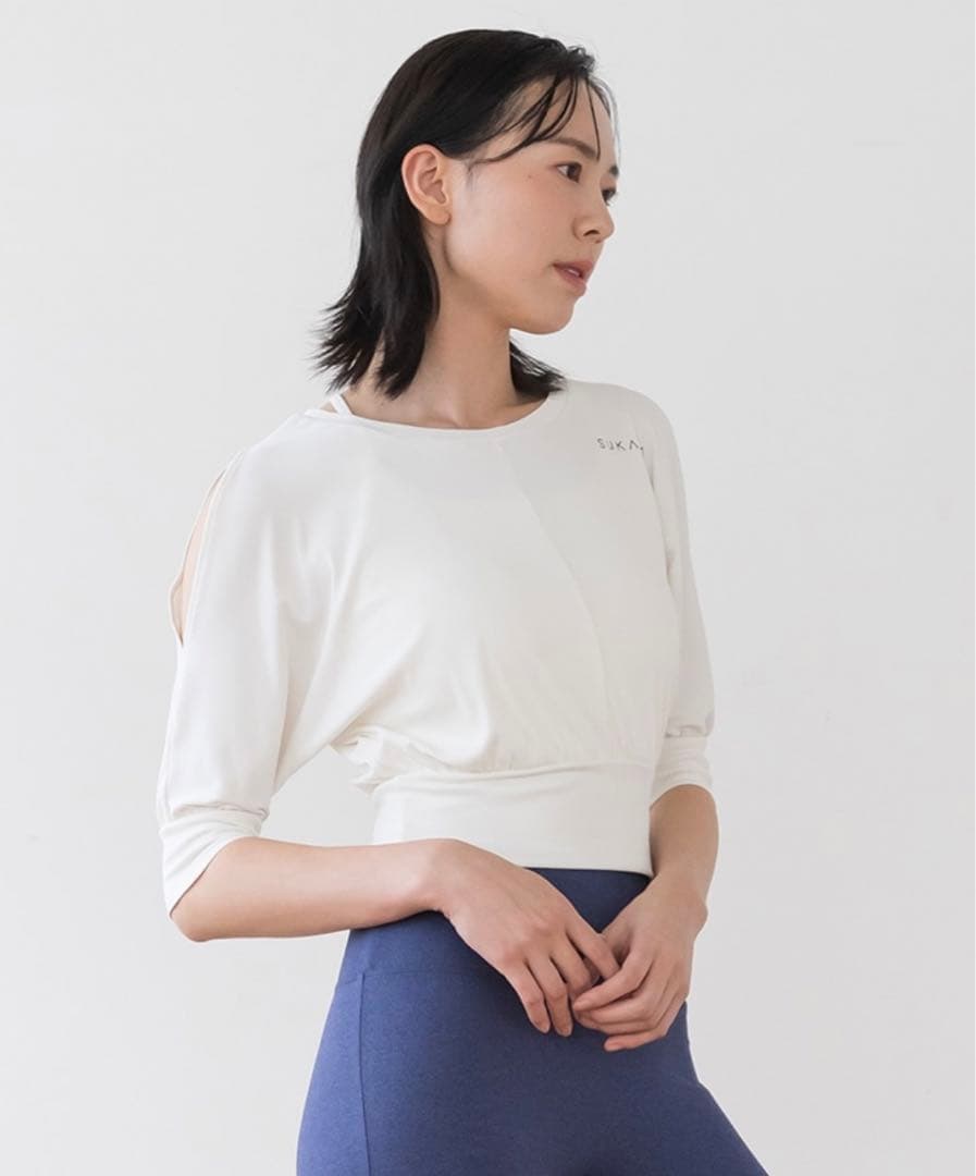 新品未使用【SUKALA】ショルダーホールトップス　ピラティス　トップス　L