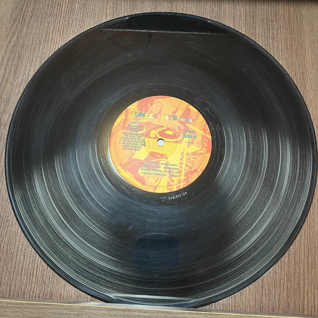 2LP’ Various – Jungle Hits Volume 3
