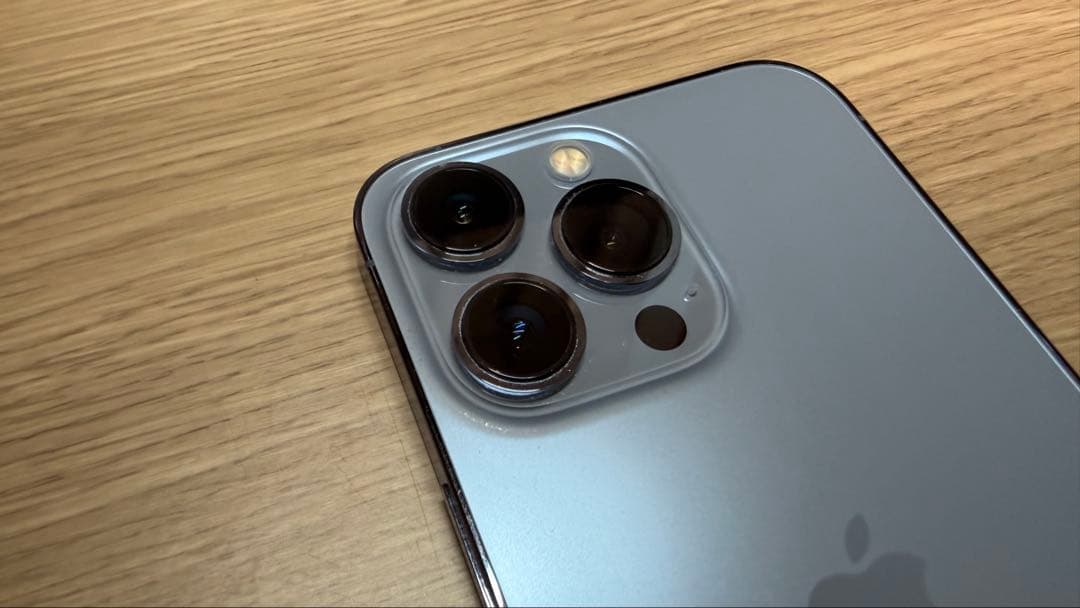 r*d様 iPhone 13 Pro 256GB シエラブルー本体