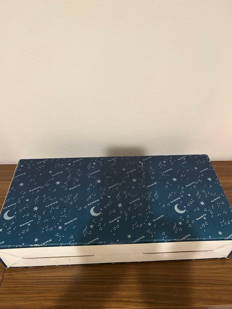 Sankyo オルゴール　木製　からくり人形　星に願いを