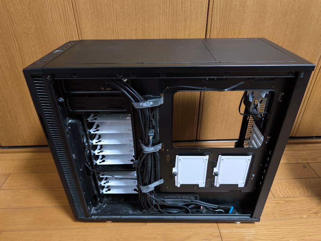PCケース(自作PC用) Fractal Design Define R5 FD-CA-DEF-R5-BK