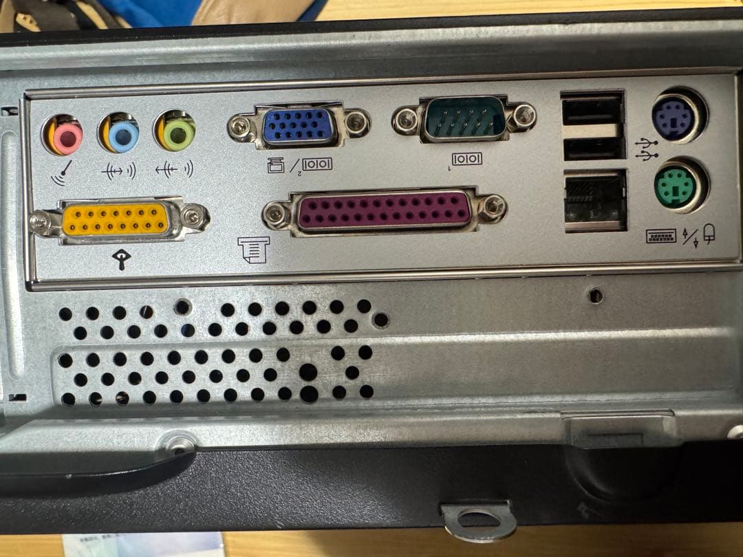 Windoww 98SE導入済　オフィス向けPC