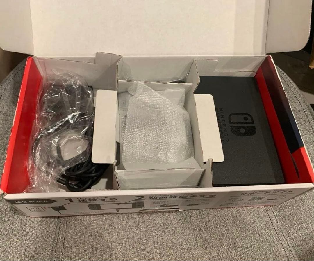 Switch本体　ネオン