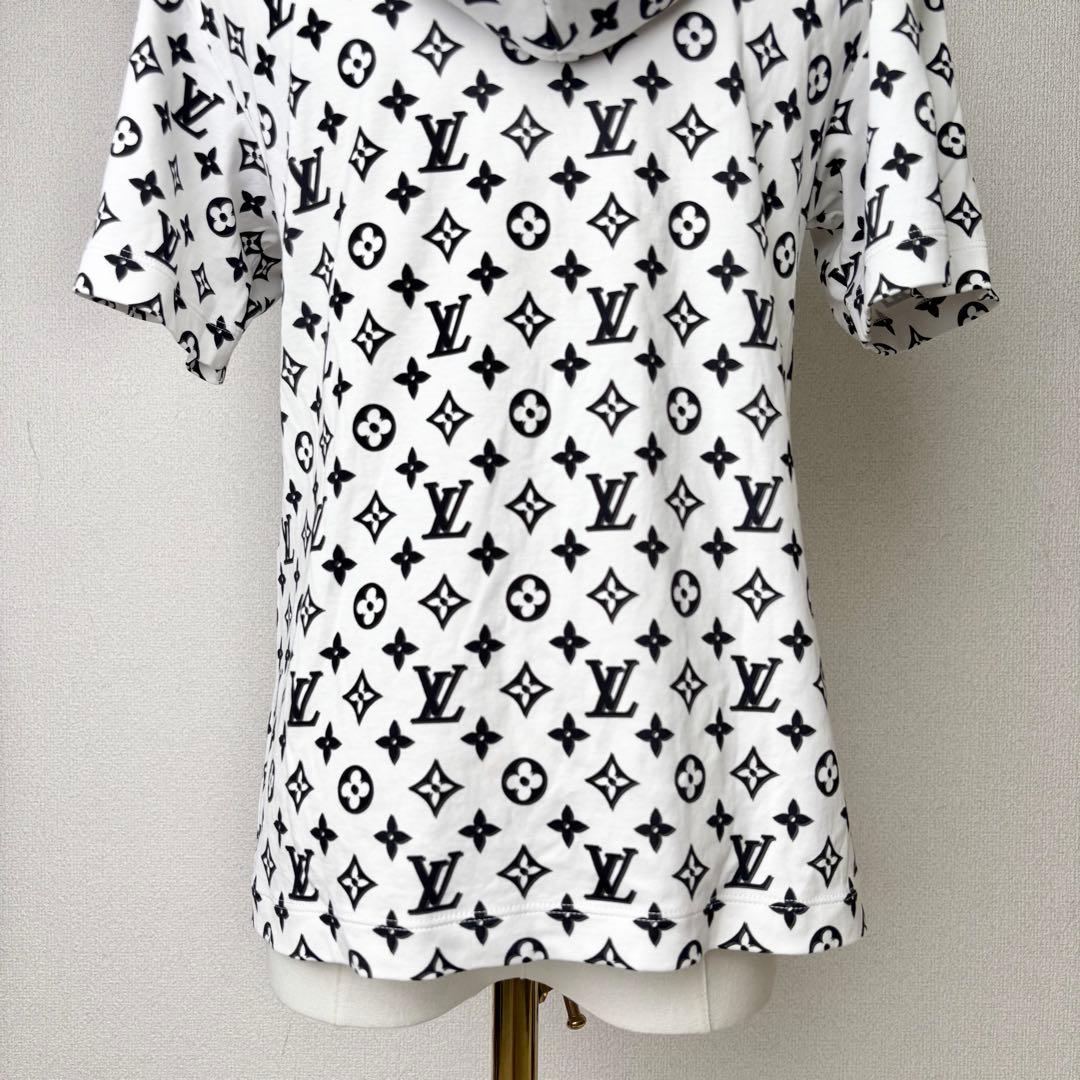 VUITTON 2023 モノグラム総柄 フード付きTシャツ LVチェーン