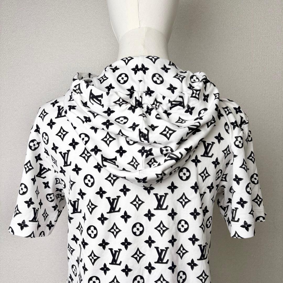 VUITTON 2023 モノグラム総柄 フード付きTシャツ LVチェーン