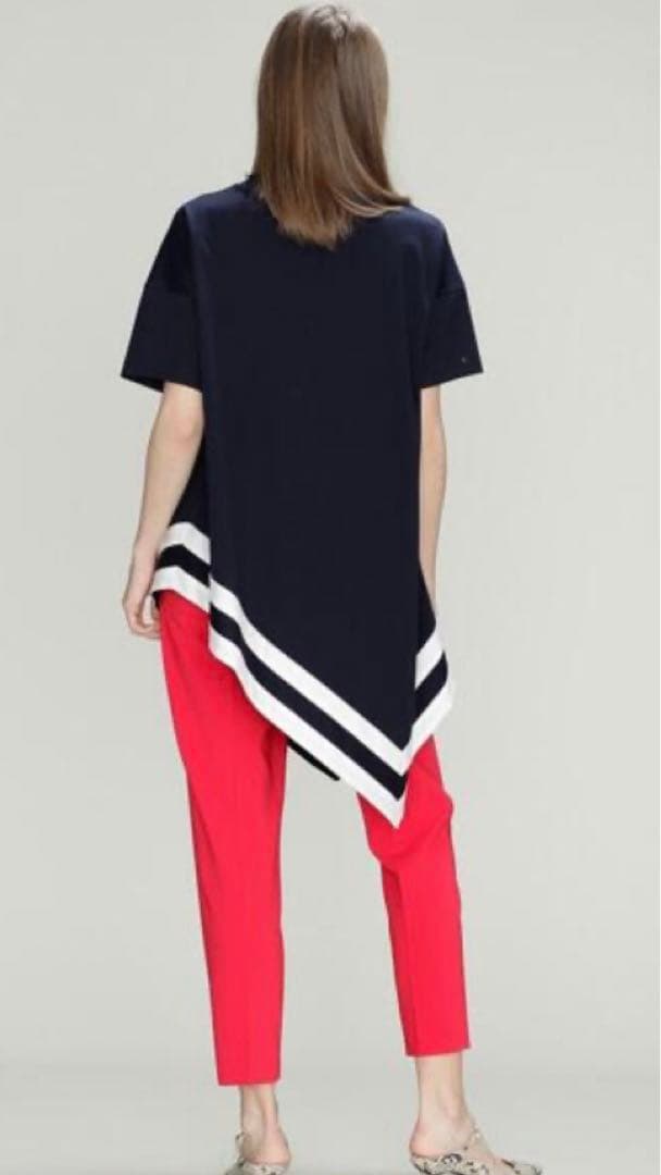 Grace continentalアシンメトリックヘム 半袖Tシャツ