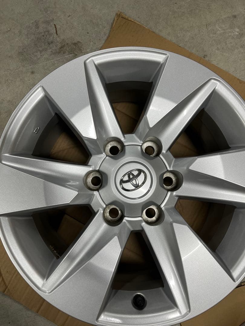 トヨタ　ランクルプラド150系後期　純正ホイール