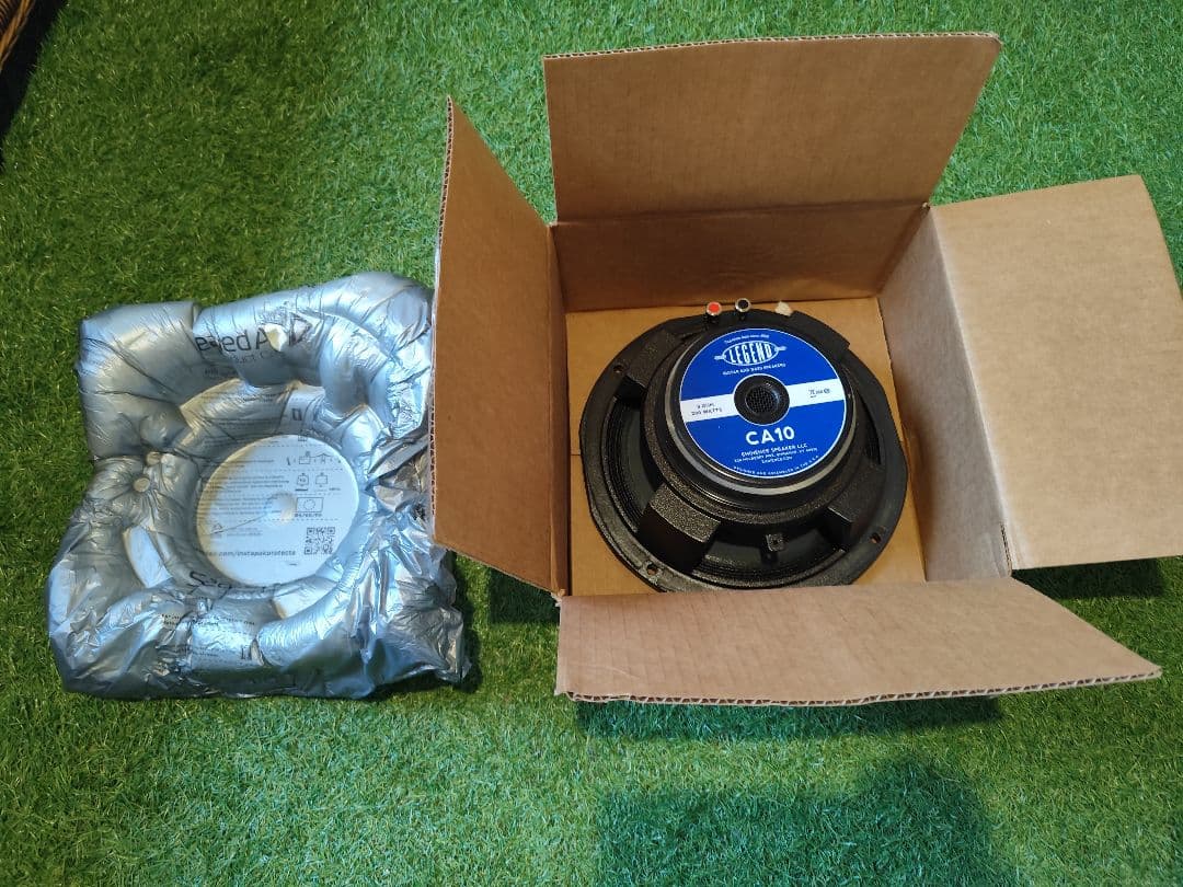 Eminence CA10 スピーカー 8Ω 200W　ペア