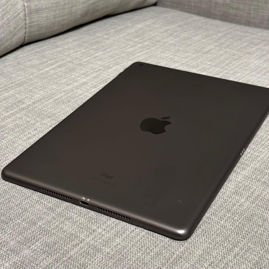iPad 第7世代 128GB Wi-Fiモデル スペースグレイ