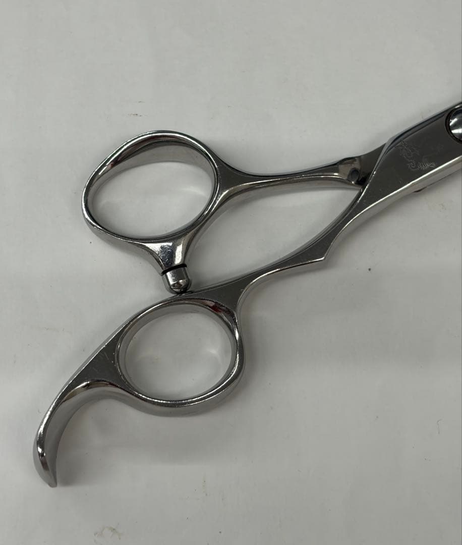 ピ*ザ様 TRACKS SCISSORS トラックスシザーズ　シザー　美容　理容
