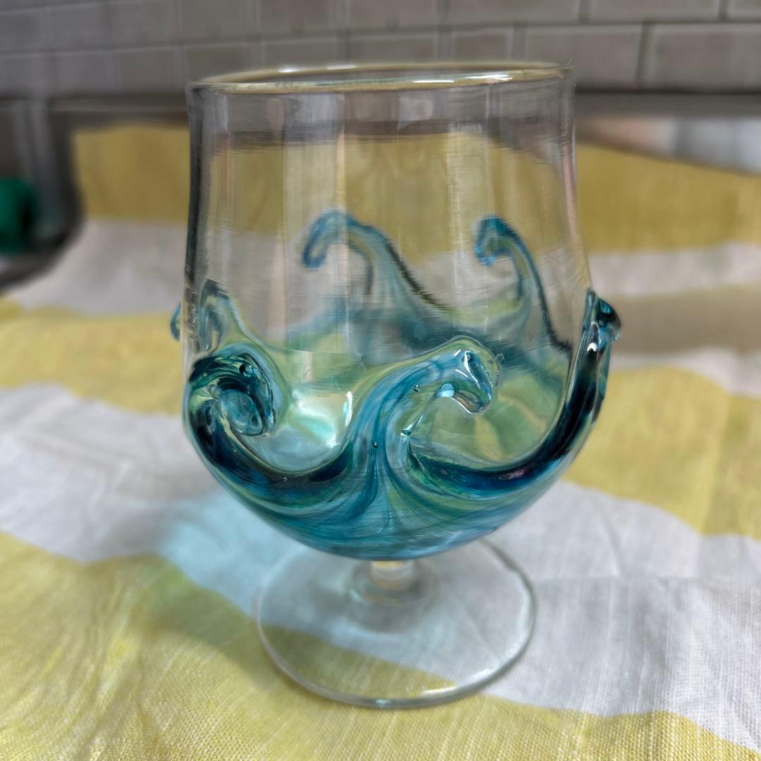 Travis frink traglass 波模様の青いグラス2個セット