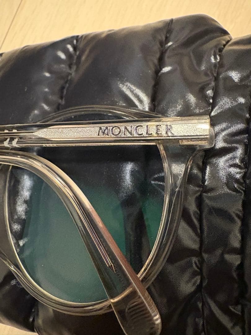 J*S様 MONCLER クリア 丸型サングラス