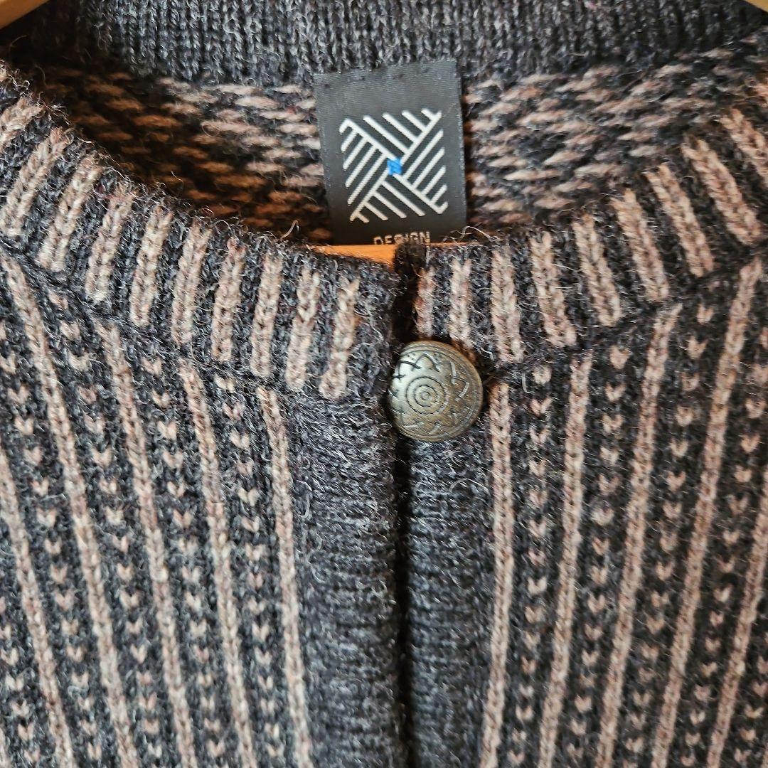 ニットカーディガン　模様編みWool100%　RIINA TOMBERG