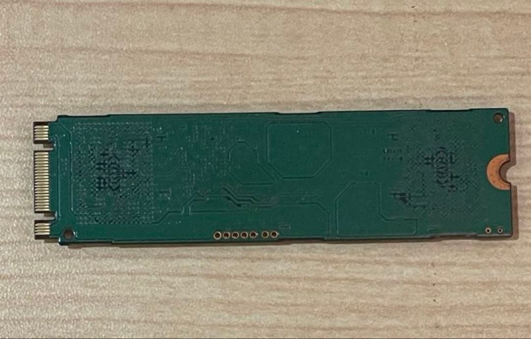 内蔵型SSD Samsung 512GB M.2 SATA SSD