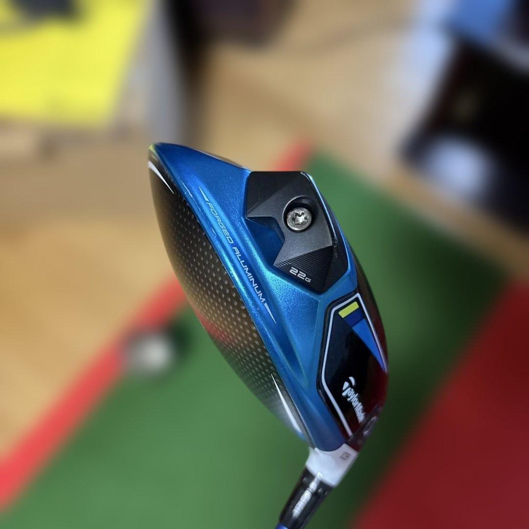 ドライバー SIM2 MAX D 10.5 ヘッドのみ　ヘッドカバー付