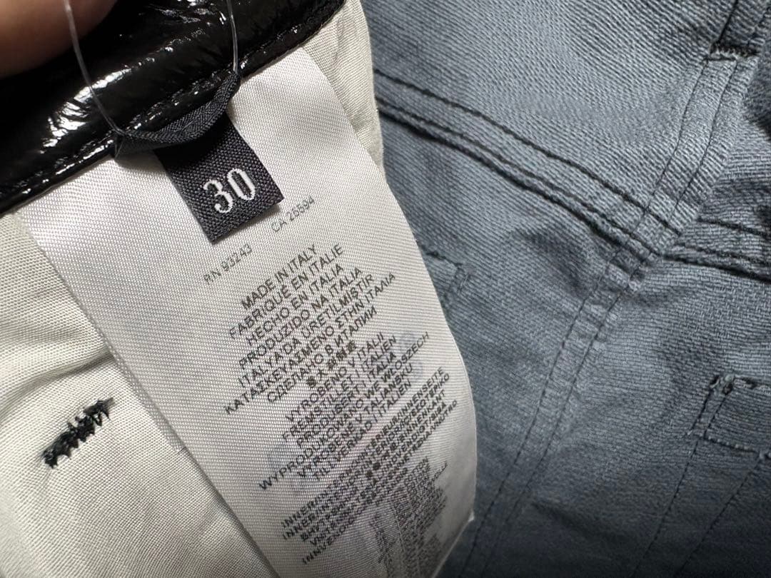 Diesel　エナメルパンツ　フェイクレザー　光沢パンツ　黒　サイズ30