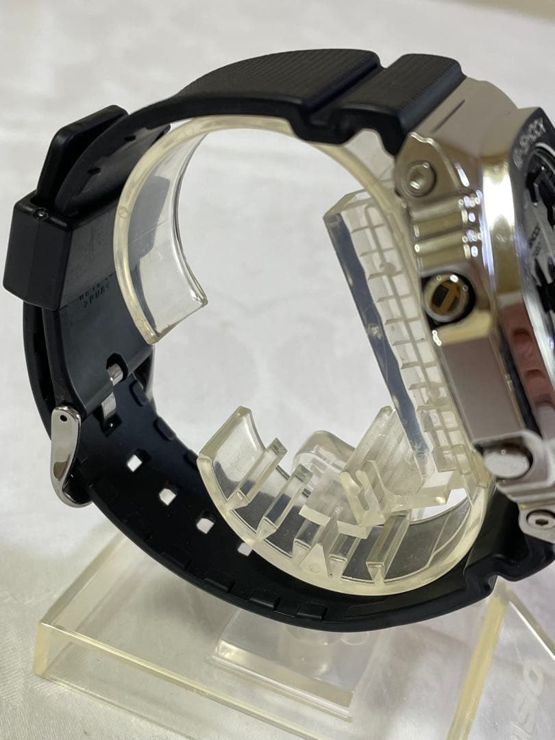 CASIO カシオ　G-SHOCK GM-2100