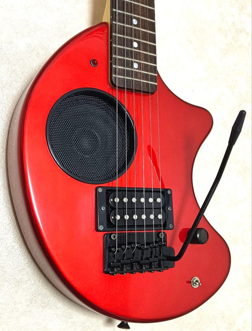 【超美品】ZO-3 芸達者 メタリックレッド アンプ内蔵ミニギター ケース付