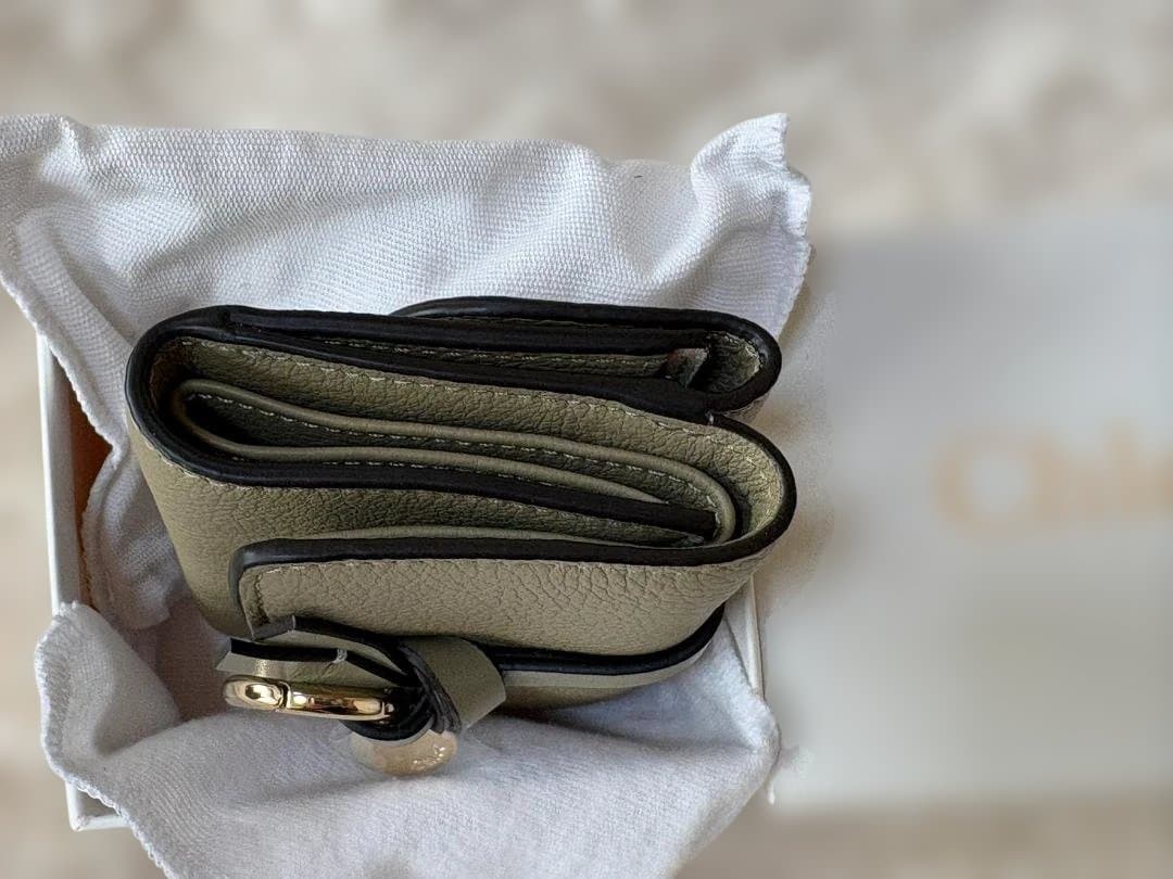 こはく様用　Chloé 三つ折り財布 オリーブグリーン