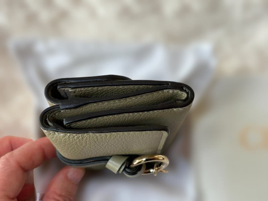こはく様用　Chloé 三つ折り財布 オリーブグリーン