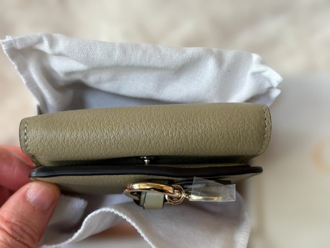 こはく様用　Chloé 三つ折り財布 オリーブグリーン