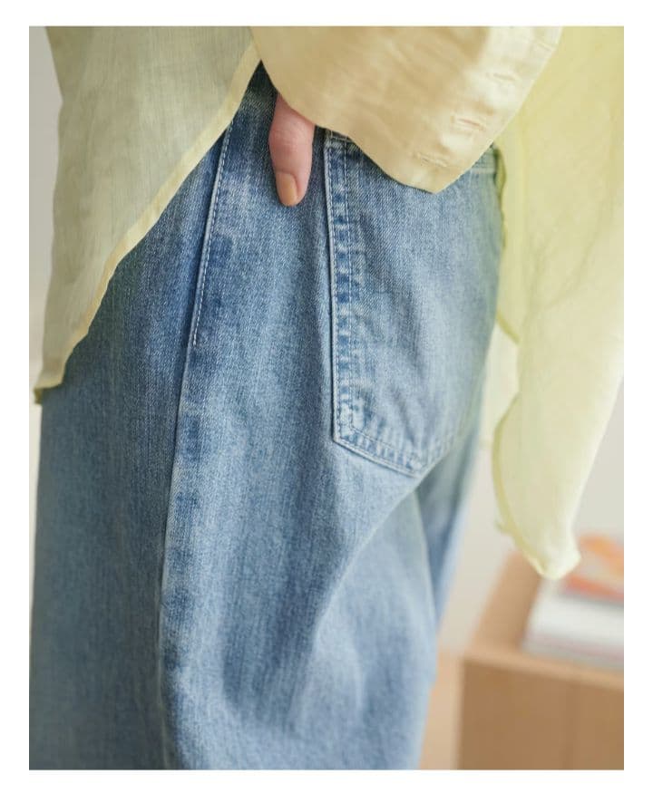 品よく、こなれる新定番のストレートデニム / M　ブルー