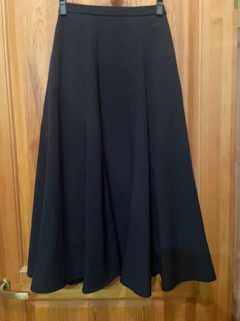 新品☆23区洗えるストレッチタイプライターフレアスカート32サイズ☆