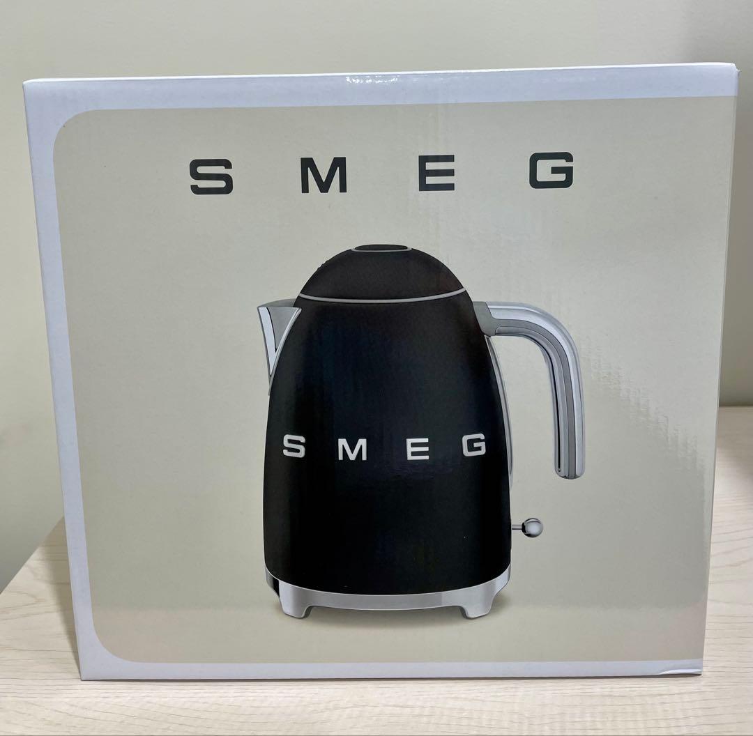 【新品未使用品】SMEG スメッグ ケトル(マットブラック)