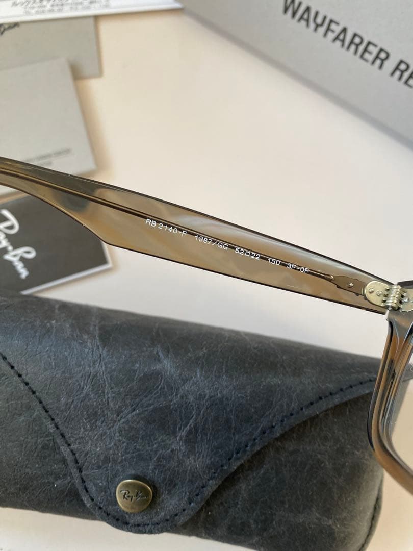 kitty 様、専用！レイバン RAYBAN 調光サングラス 新品未使用