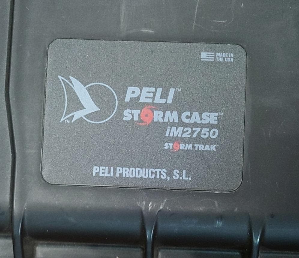 送料込 PELICAN STORM CASE iM2750 ペリカンハードケース