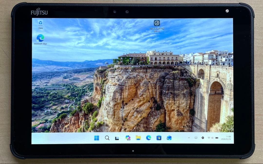 ARROWS Tab Q5010/DEG Celeron 128GB 美品　#5