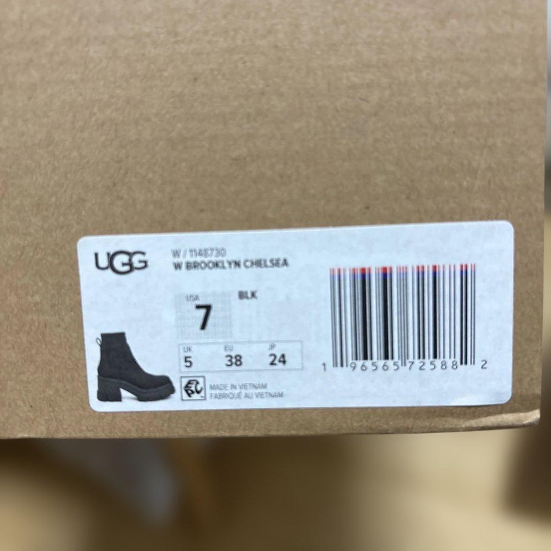 UGG ブラック 厚底サイドゴアブーツ　ブルックリン チェルシー ブーツ
