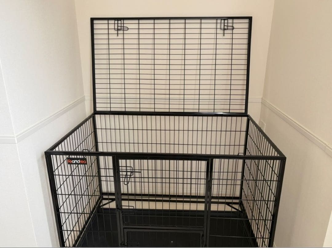 美品　FEANDREA 犬 ケージ 大型犬用 ダブルドア付き トレー付き