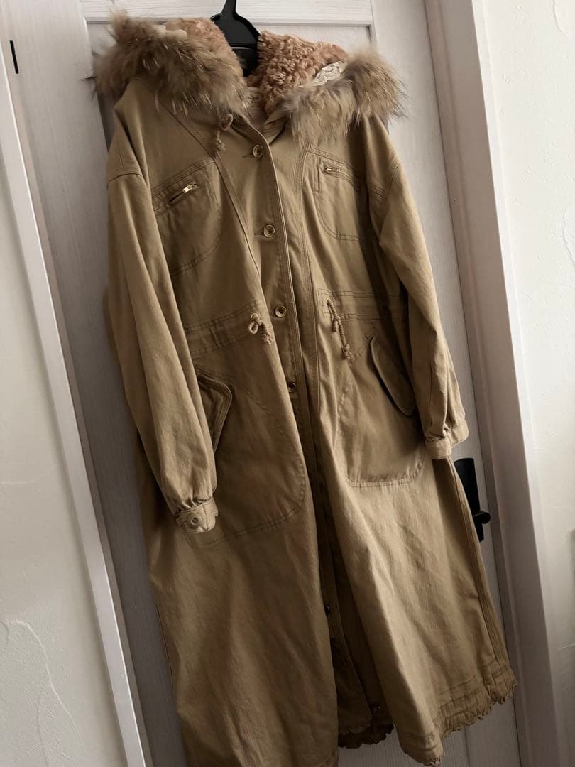 かにょこ　新品タグなし　入手困難　フランシュリッペ　ファーボアモッズコート
