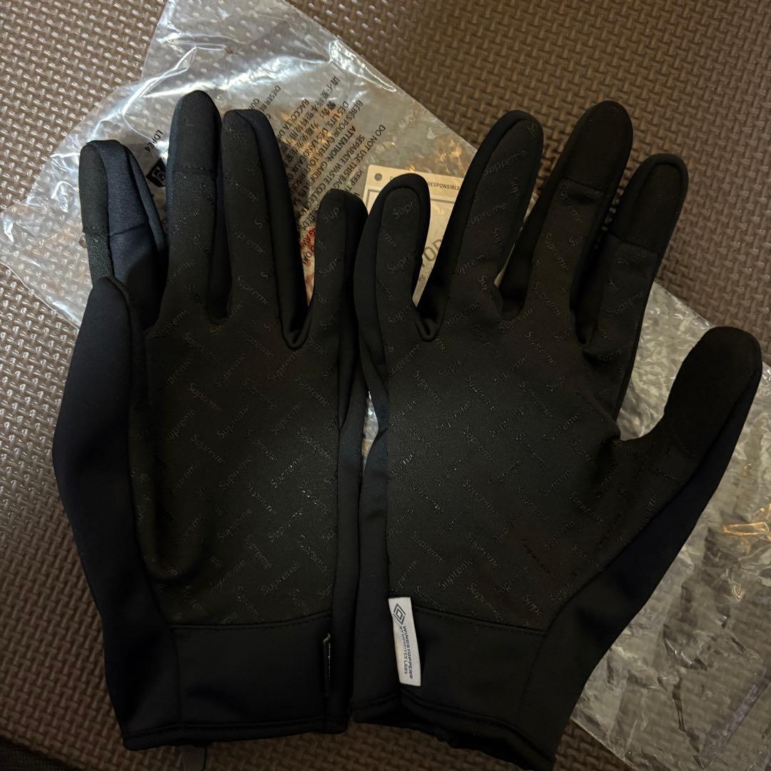 小物 Supreme Windstopper Zip Gloves \"Black\"