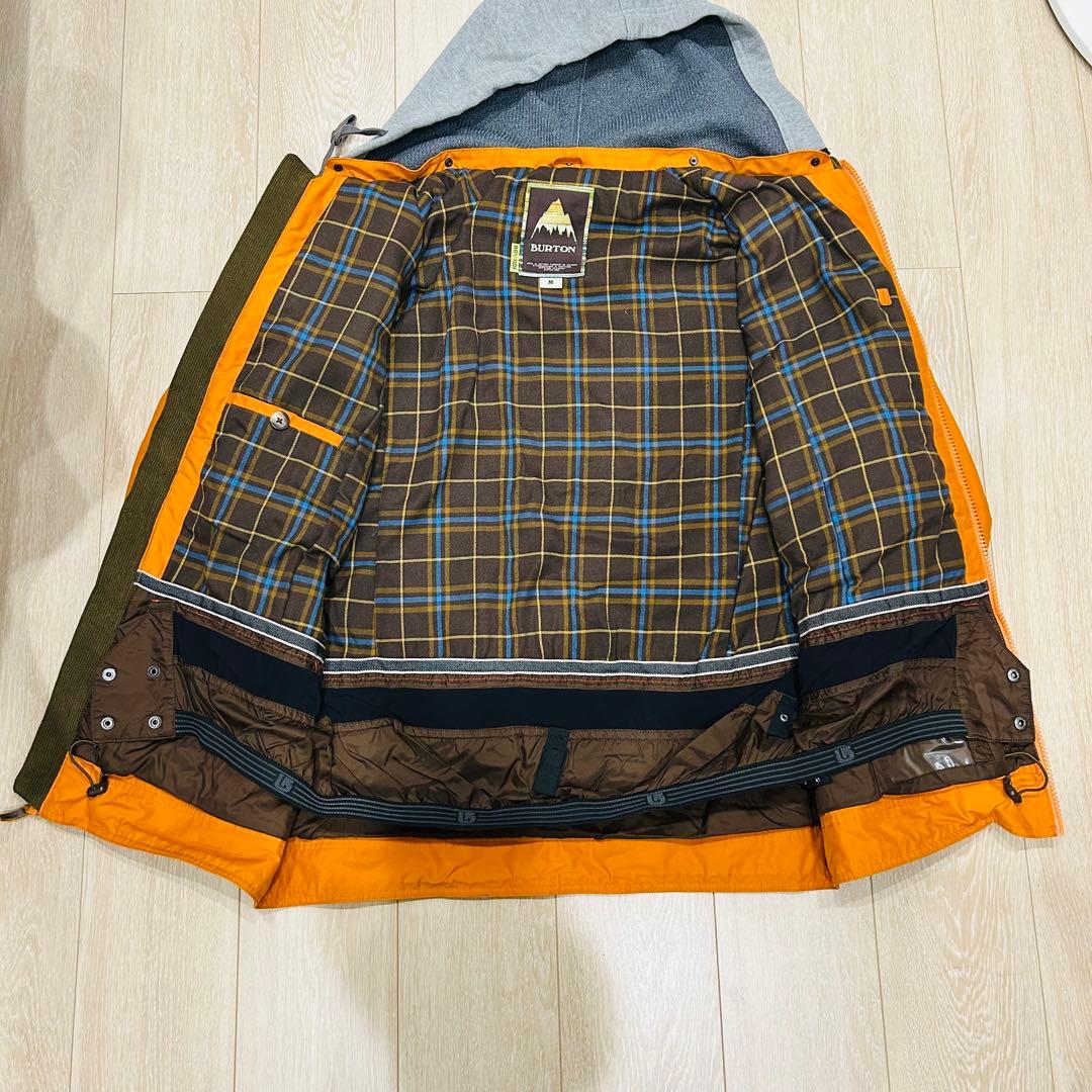 値下げ中！Burton（バートン）スノーボードジャケット フード付きオレンジ