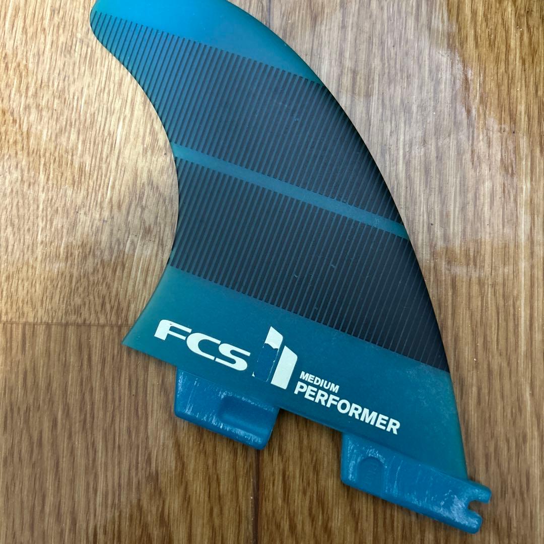 FCS2 フィン　performer サーフィン　Mサイズ